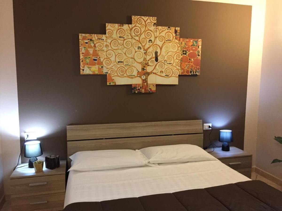 Ded 2 Only Sleep Bagno Privato Apartment Parma Exterior photo